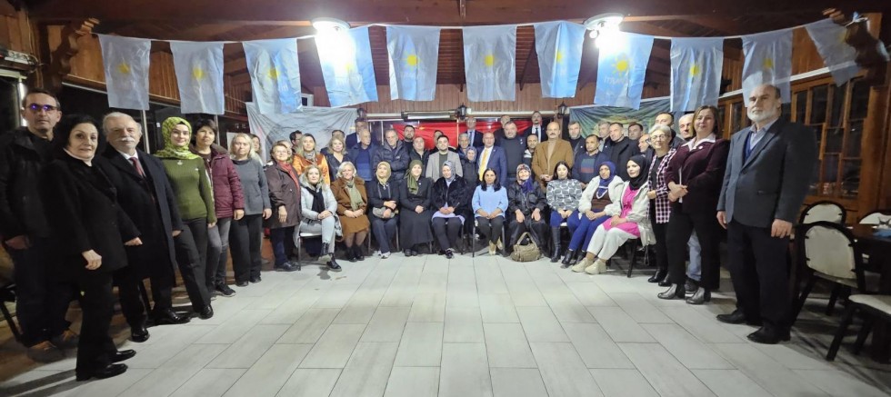  Balıkesir’de İYİ Parti’ye Toplu Katılım  80'in Üzerinde Üye Rozet Taktı