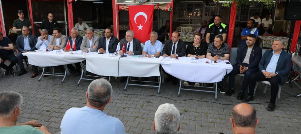 BAŞKAN ERTAŞ 47 MAHALLENİN TAMAMINDA SORUNLARI DİNLEDİ