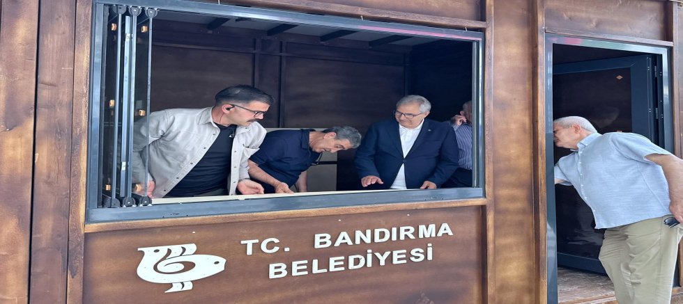 BAŞKAN MİRZA MÜJDEYİ VERDİ: BANDIRMA’YA SANAT SOKAĞI!