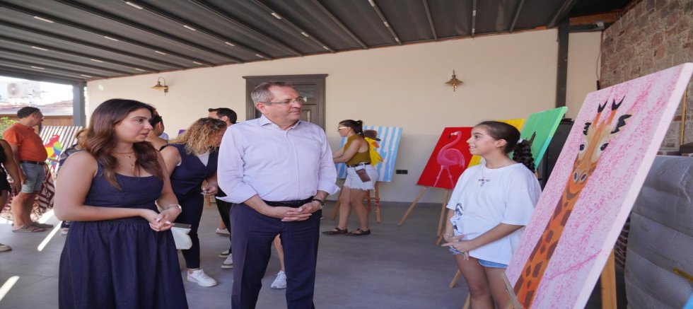 KÜÇÜK RESSAMLARIN BÜYÜK ESERLERİ CUNDA’DA SERGİLENDİ