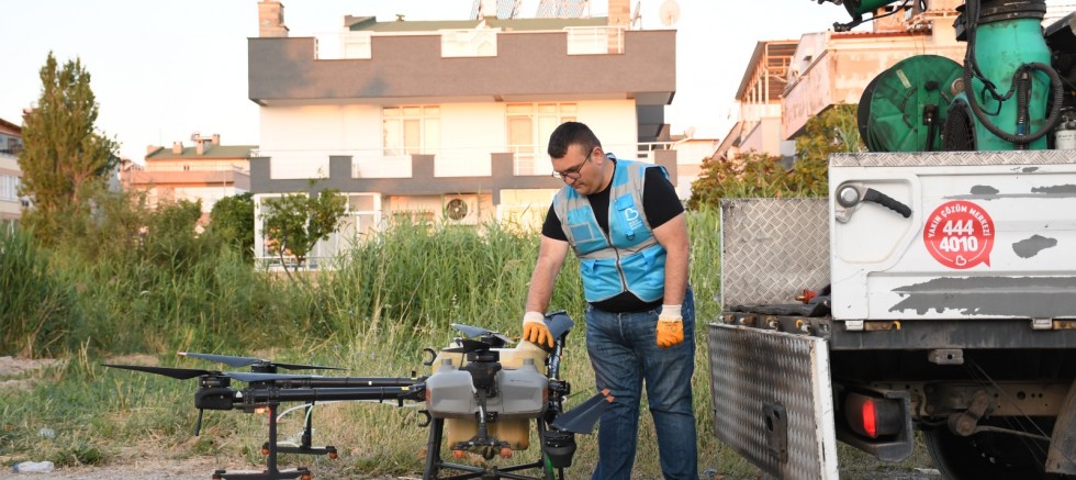 Sivrisineksiz bir yaz için Büyükşehir ekiplerinden yoğun mesai