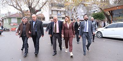 2,5 YILDA KOLTUKLARI DEĞİL, AYAKKABILARI ESKİTTİ	