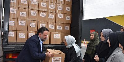 AK PARTİ BALIKESİR KADIN KOLLARINDAN SICAK SOFRALAR KURULMASI İÇİN İLK SEVKİYAT YAPILDI