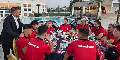  AK PARTİ'DEN BALIKESİRSPOR'A 1.000 FORMA DESTEĞİ!