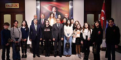 Başarılı Öğrencilerden Vali Şıldak'a Ziyaret 
