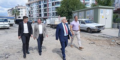 BAŞKAN DEVECİLER PAZARBAŞI CADDESİ’NDE İNCELEMELERDE BULUNDU