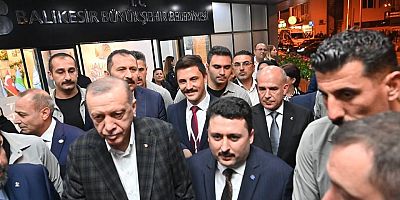       “BİZİM SİZE OLAN SEVDAMIZ  PAZARA KADAR DEĞİL MEZARA KADAR”
