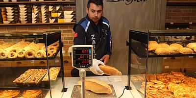 BURHANİYE BELEDİYESİ ZABITA EKİPLERİNDEN PAZARYERİ VE FIRIN DENETİMİ