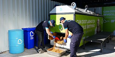 Büyükşehir, can dostların mamasını kendi üretiyor