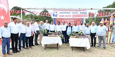 DÜNYANIN EN LEZZETLİ YARIŞMASINDA İNCİR YEME REKORU!