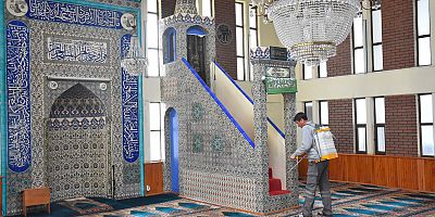 EDREMİT’TE İBADETHANELER RAMAZANA HAZIR