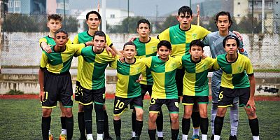 EDREMİTSPOR ALTYAPISI KÖRFEZ ŞAMPİYONU