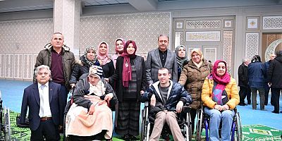 Engelsiz Cami Programında  Gönüller Buluştu