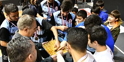 GENÇLER TURNUVALARDA BULUŞTU