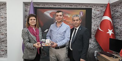 İYİ sahadan ayrılmıyor