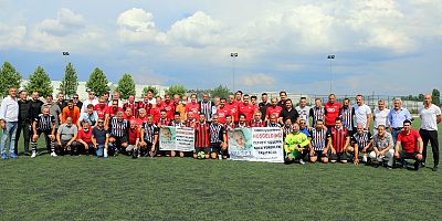 KAZANAN DEFNE  BEBEK OLDU