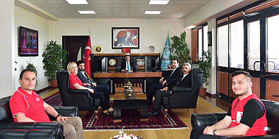 Kızılay'dan, Balıkesir Üniversitesine Bronz Madalya ve Berat Belgesi