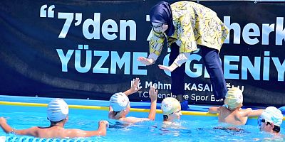 MİLLETVEKİLİ UYGUR, GENÇLERİN YANINDA