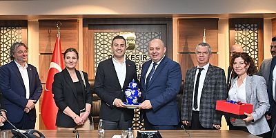 PALAZ VE EKİBİ BAŞKAN AKIN’I ZİYARET ETTİ                       