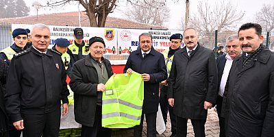 Reflektif Yelekle Trafikte Görünür Olunacak