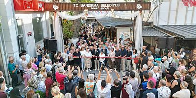  SANATIN KALBİ BU SOKAKTA ATIYOR: BANDIRMA SANAT SOKAĞI AÇILDI!