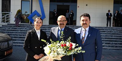 VALİ USTAOĞLU'NDAN ALTIEYLÜL'E ZİYARET