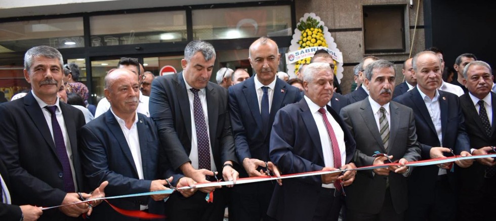 Türk Sağlık-Sen binası açıldı